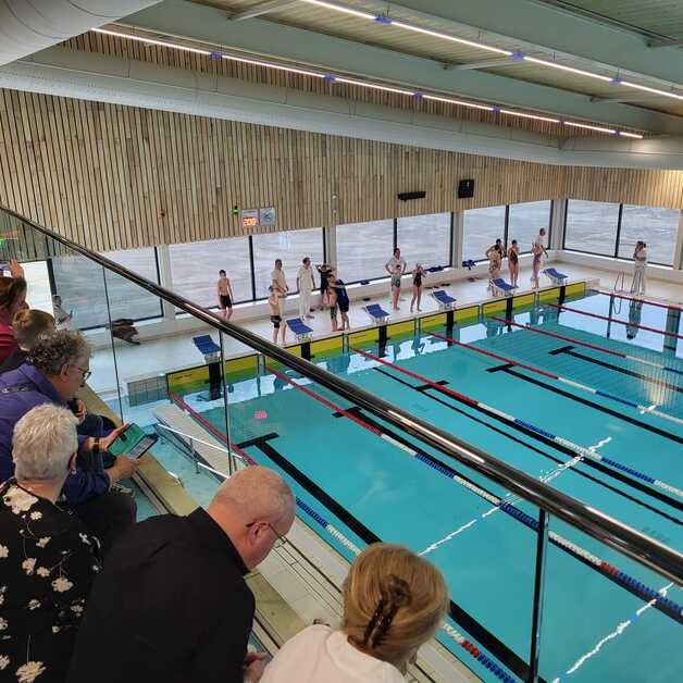 Zwembad De Beemd officieel geopend